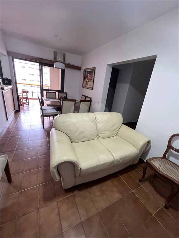 Venda Duplex Guarujá Pitangueiras REO945468 4