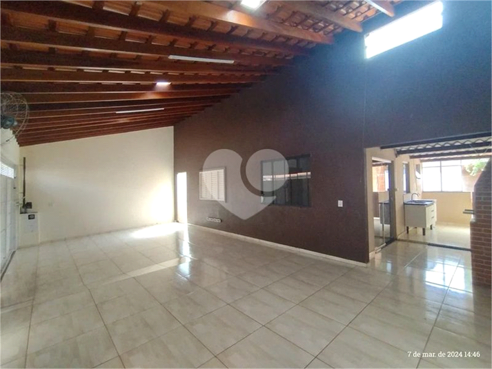 Foto REO945703