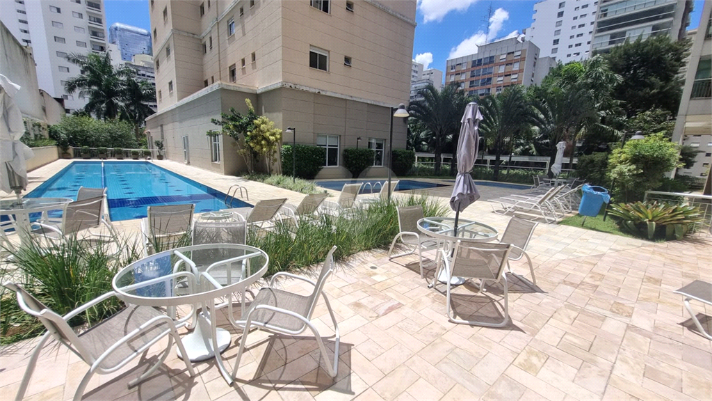 Venda Apartamento São Paulo Paraíso REO946616 12