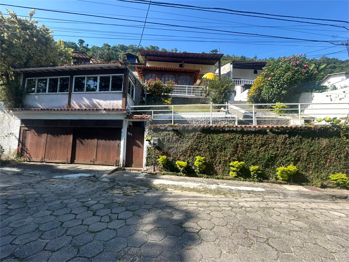 Foto REO947041