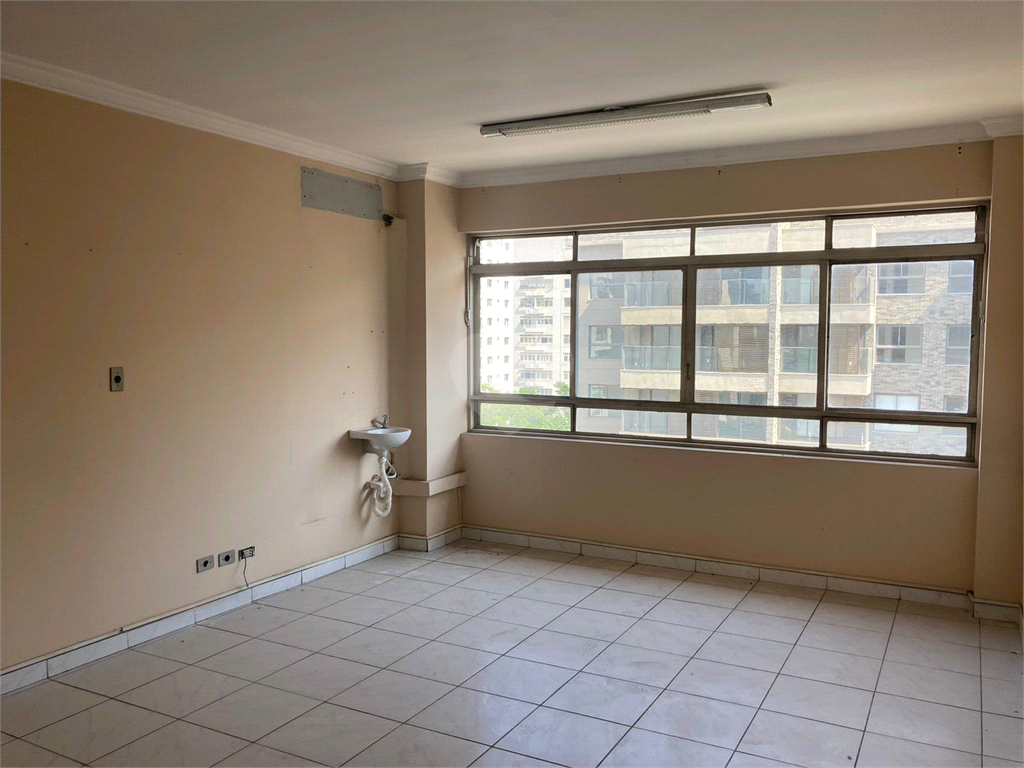 Venda Salas São Paulo Jardim Paulista REO947967 39