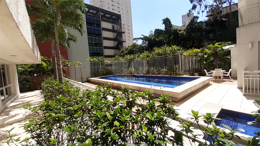 Foto REO948079