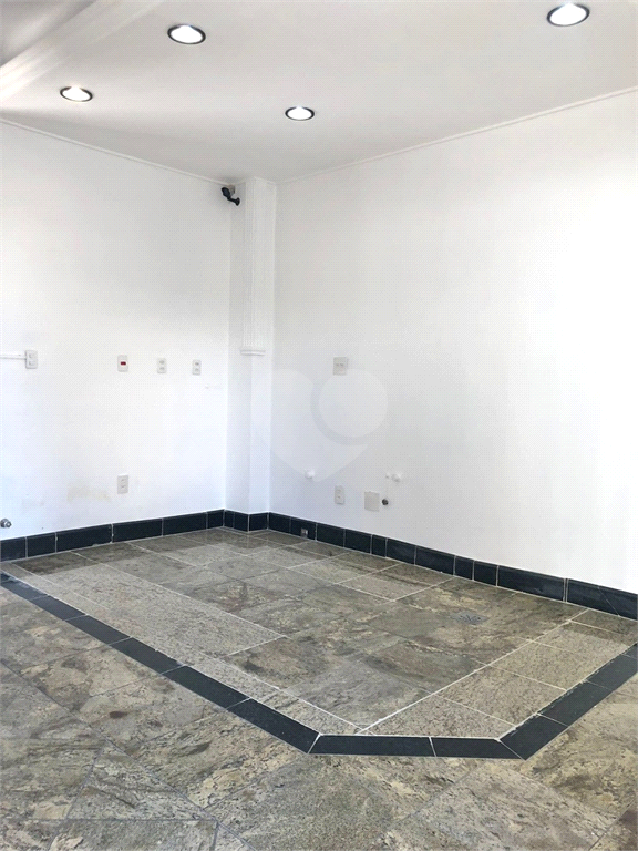 Aluguel Salão Comercial Campinas Centro REO949066 13