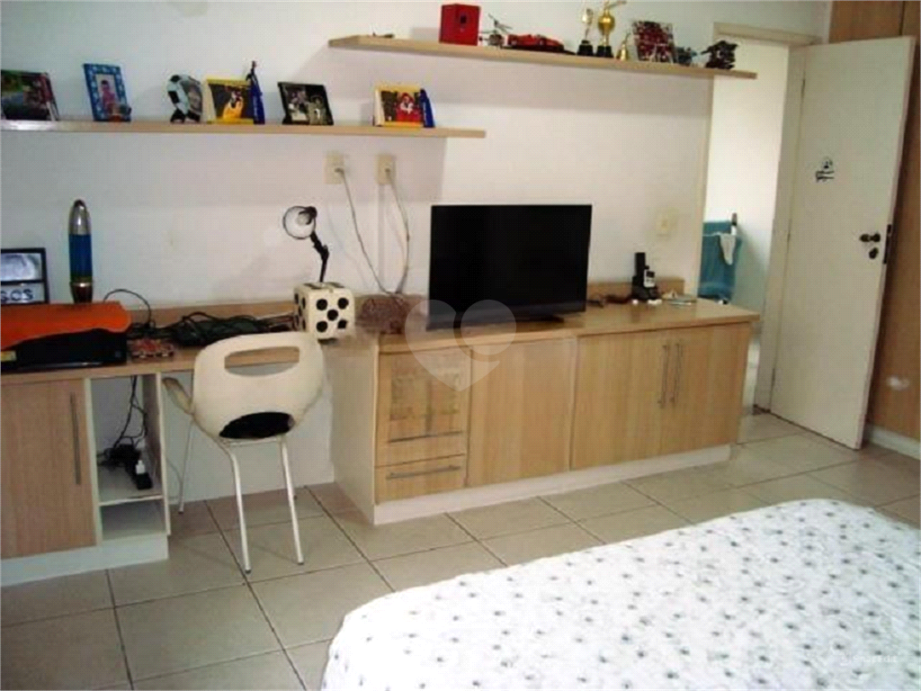 Venda Casa Niterói Fonseca REO950356 13