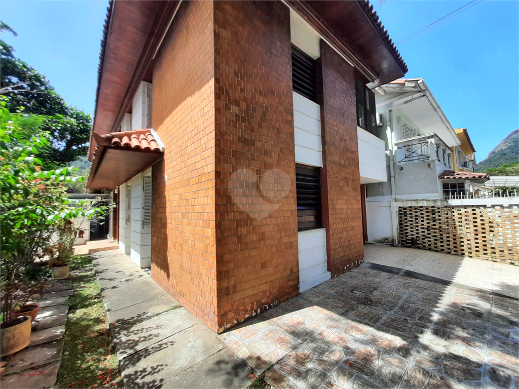 Venda Casa Niterói São Francisco REO950722 37