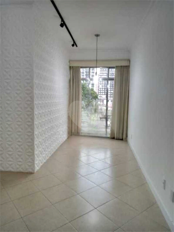 Venda Apartamento Rio De Janeiro Vila Isabel REO950741 2