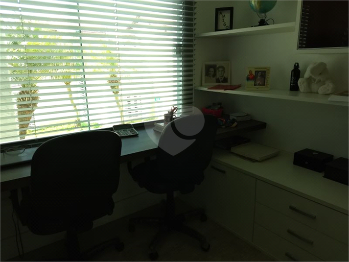 Foto REO951243