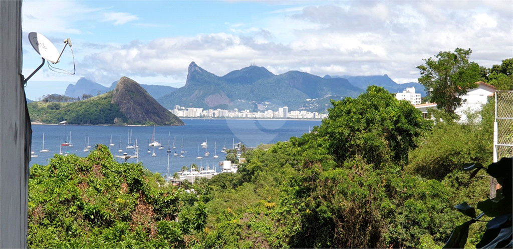 Venda Terreno Niterói São Francisco REO952477 2