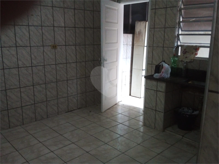 Venda Apartamento Santos Vila Mathias REO953155 14