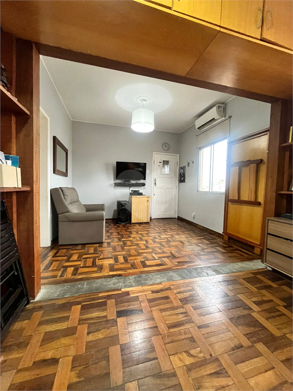 Venda Apartamento Porto Alegre Navegantes REO953943 2