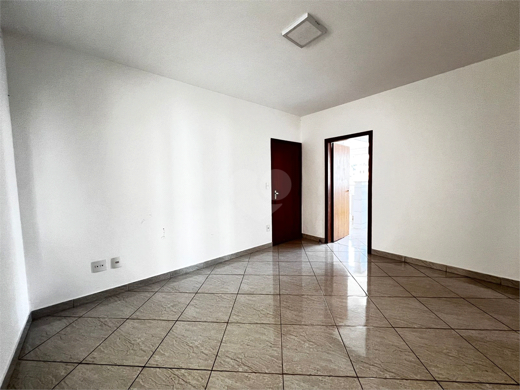 Venda Apartamento Barbacena Centro REO954571 21