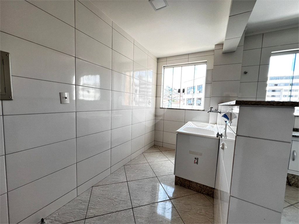 Venda Apartamento Barbacena Centro REO954571 25