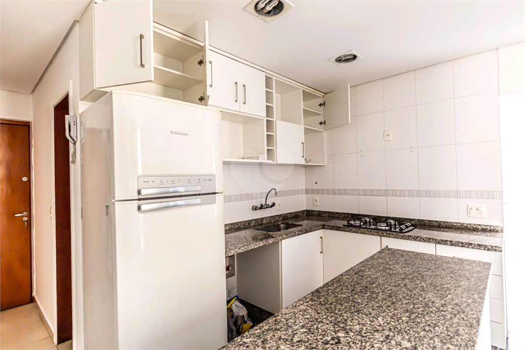 Venda Apartamento São Paulo República REO957331 17