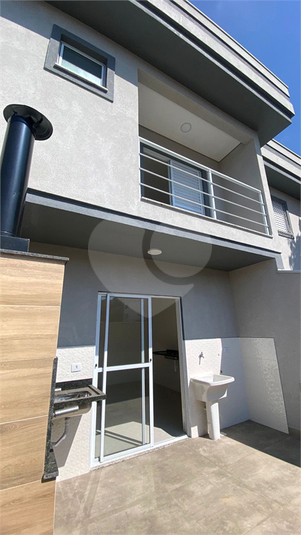 quintal com churrasqueira