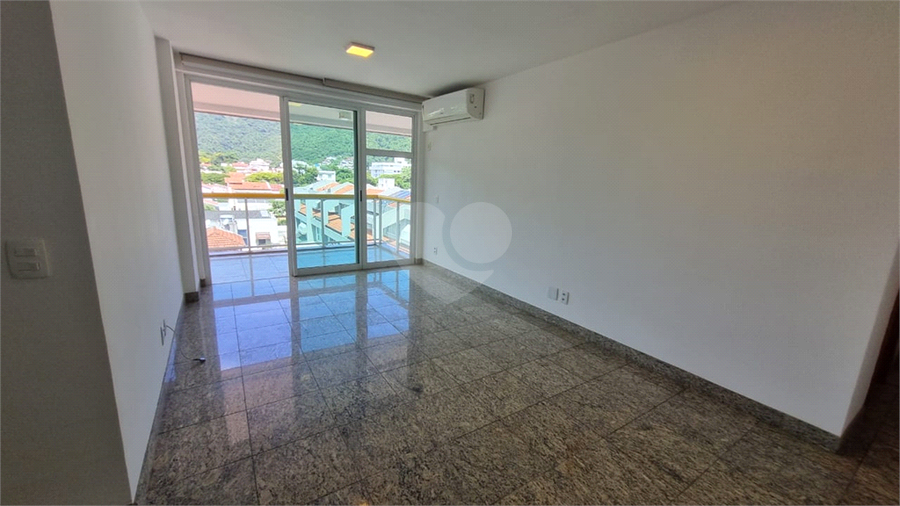 Foto REO959536