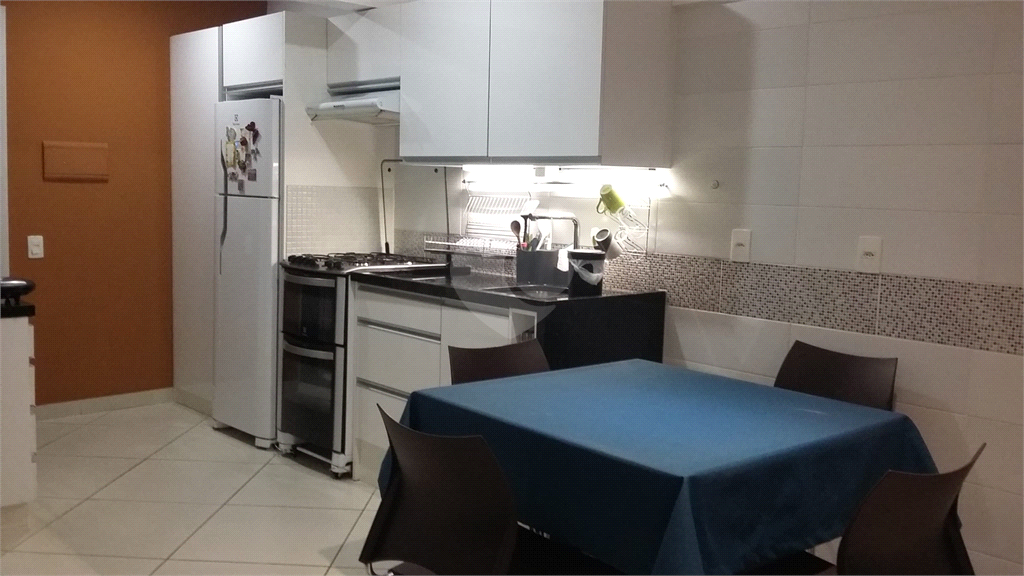 Venda Apartamento São Paulo Campos Elíseos REO959750 3