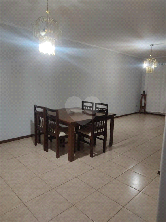 Venda Casa Araras Vila Queiroz REO960069 18