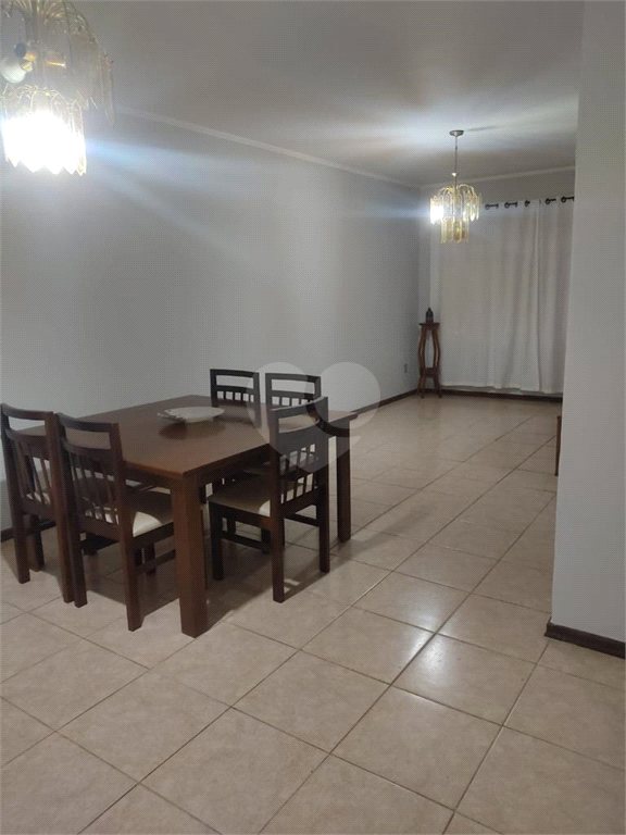 Venda Casa Araras Vila Queiroz REO960069 4