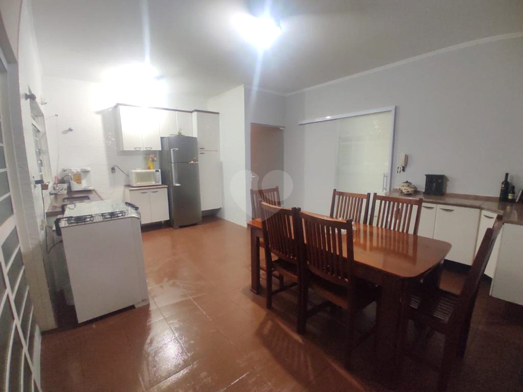 Venda Casa Araras Vila Queiroz REO960069 21