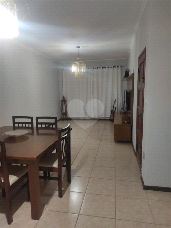 Venda Casa Araras Vila Queiroz REO960069 19