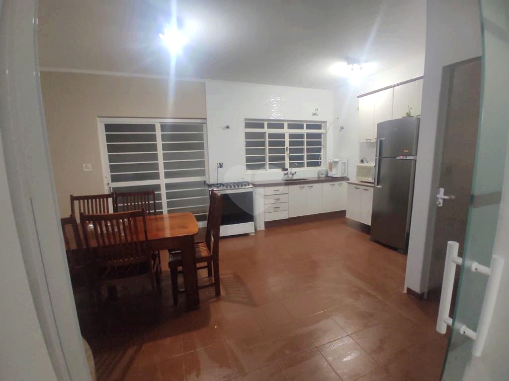 Venda Casa Araras Vila Queiroz REO960069 23