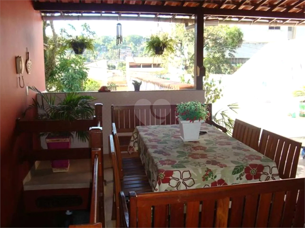 Venda Casa Niterói Santa Rosa REO962221 15