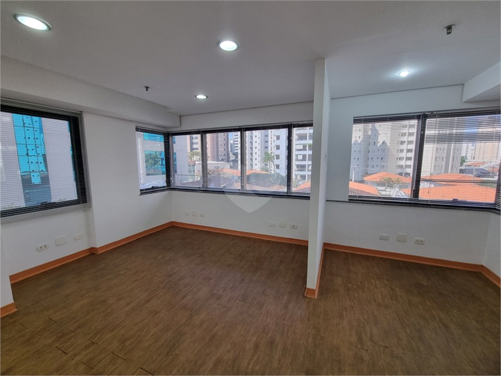 Aluguel Salas São Paulo Vila Nova Conceição REO962546 4