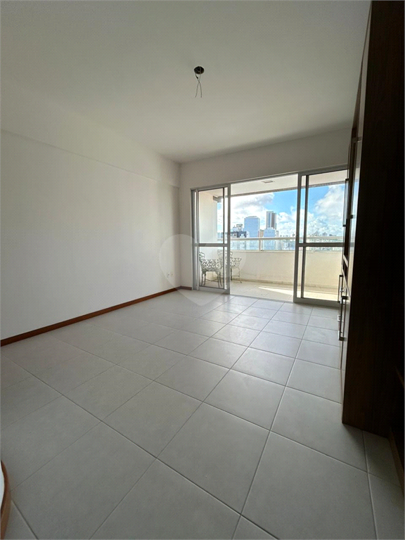 Venda Apartamento Salvador Costa Azul REO962816 11