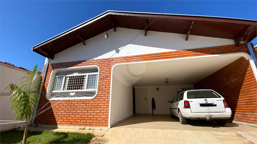 Foto REO963511