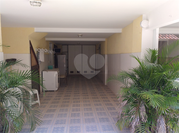 Foto REO964027