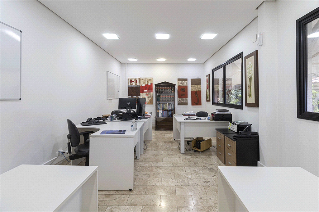 Venda Sobrado São Paulo Higienópolis REO964400 50