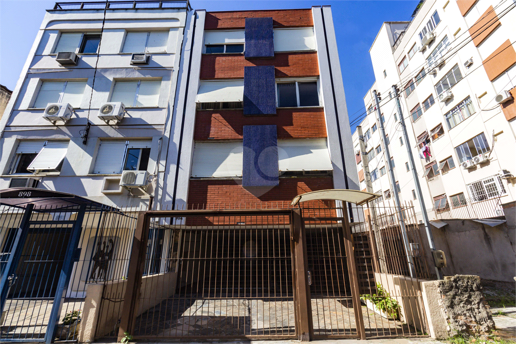 Venda Apartamento Porto Alegre Santa Cecília REO965019 24