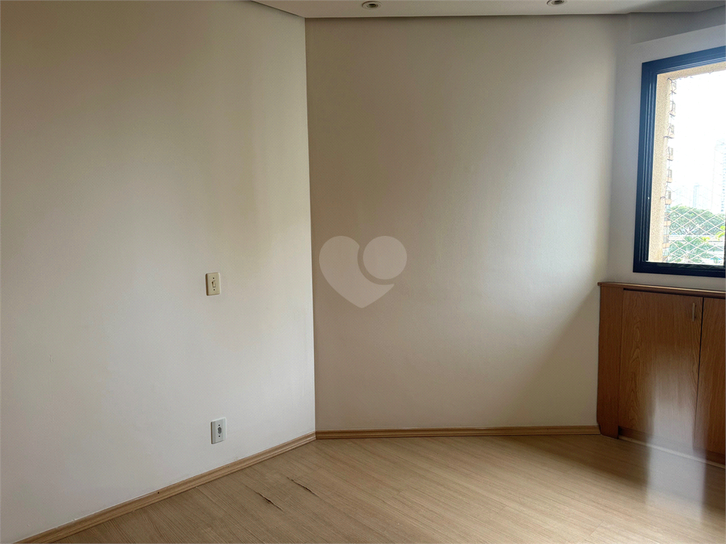 Venda Apartamento São Paulo Santana REO965989 11