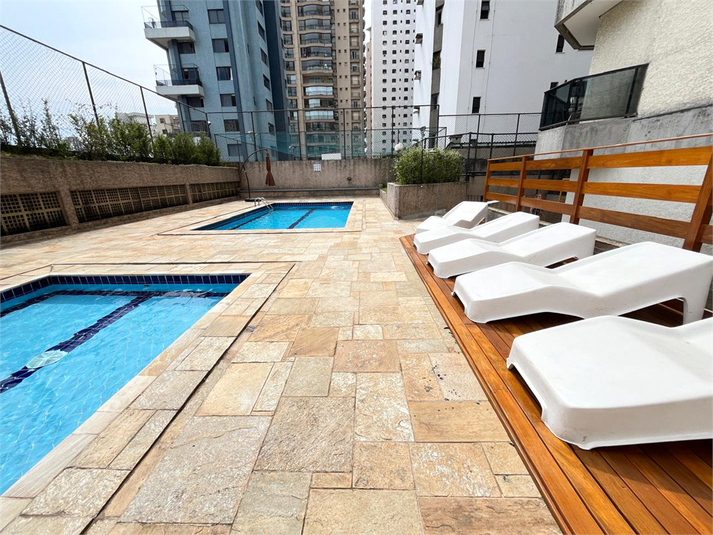 Venda Apartamento São Paulo Santana REO966656 41