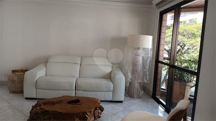 Foto REO96730