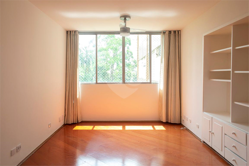 Venda Apartamento São Paulo Santana REO967479 3