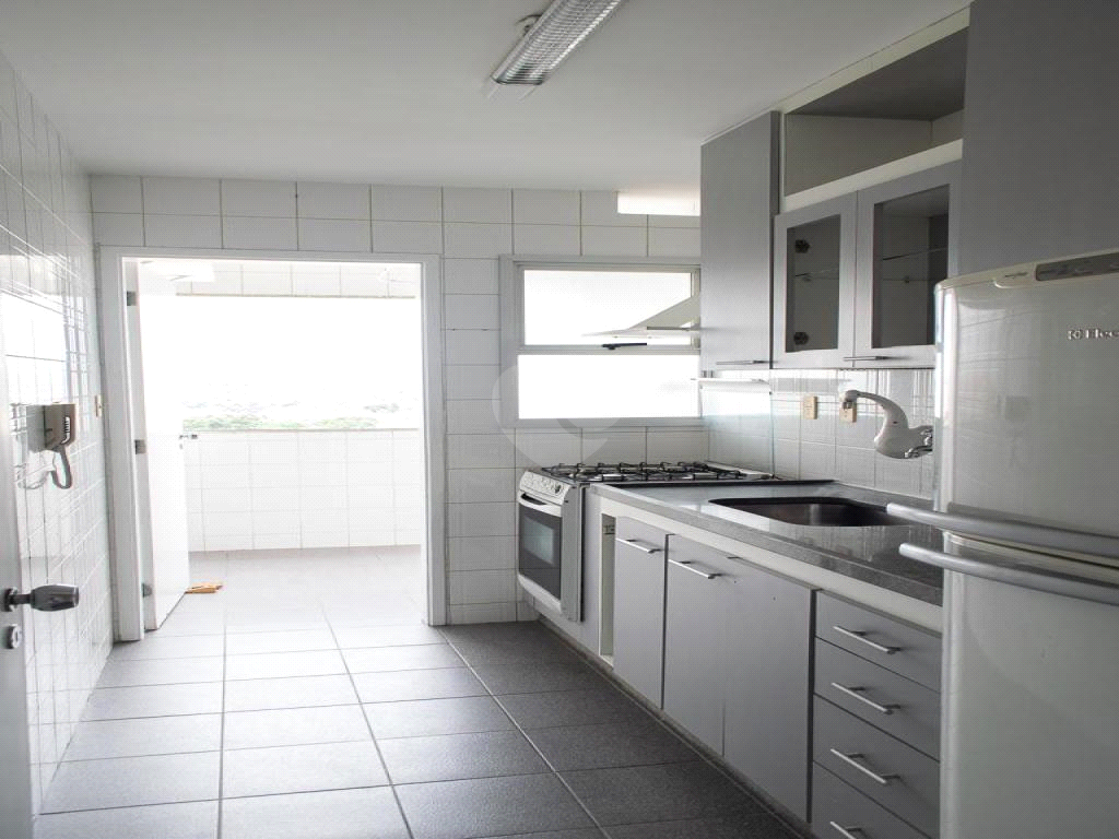 Venda Apartamento São Paulo Santana REO967573 21