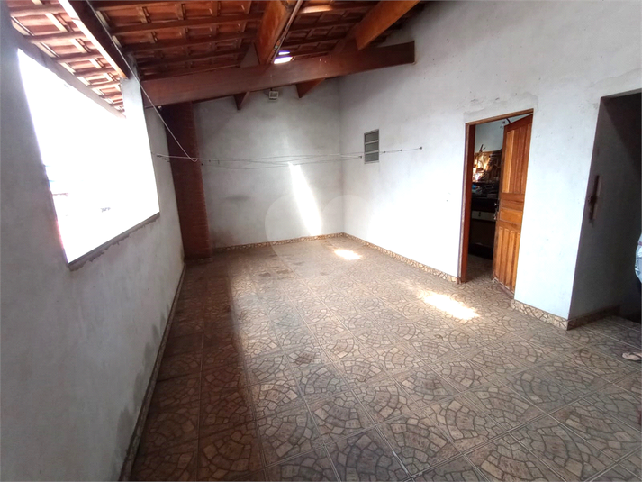 Foto REO968195