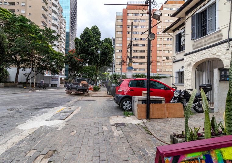 Venda Sobrado São Paulo Bela Vista REO969973 41