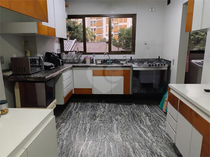 Foto REO970469