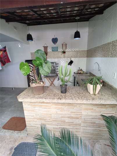 Foto REO971076