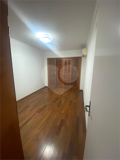 Foto REO971562