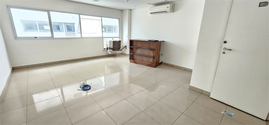 Venda Salas São Paulo Barra Funda REO972255 13