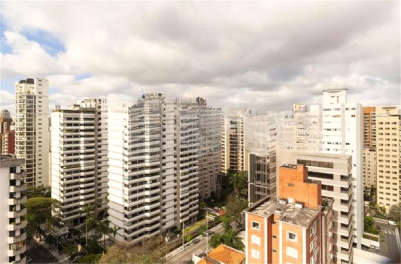 Foto REO973423