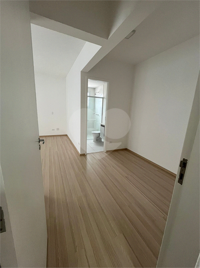 Aluguel Apartamento Embu Jardim Santa Bárbara REO975021 10