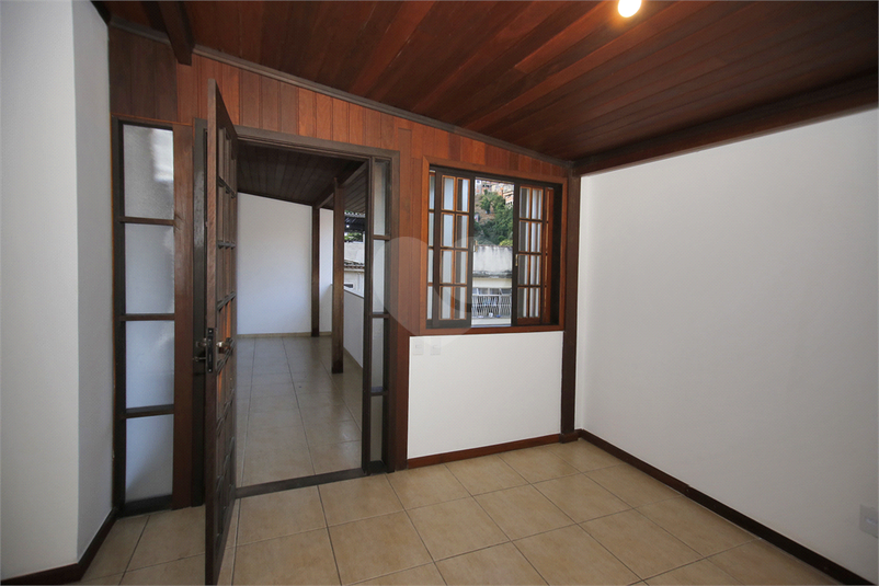 Venda Casa de vila Niterói Santa Rosa REO975600 23