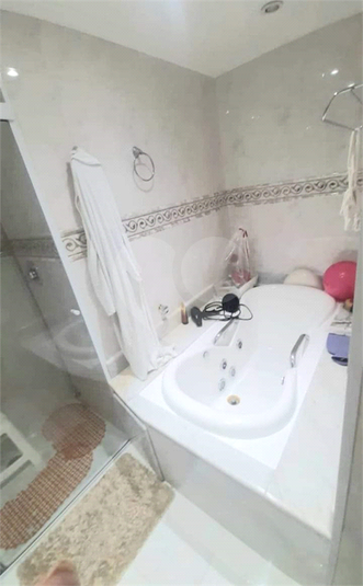 Foto REO977052