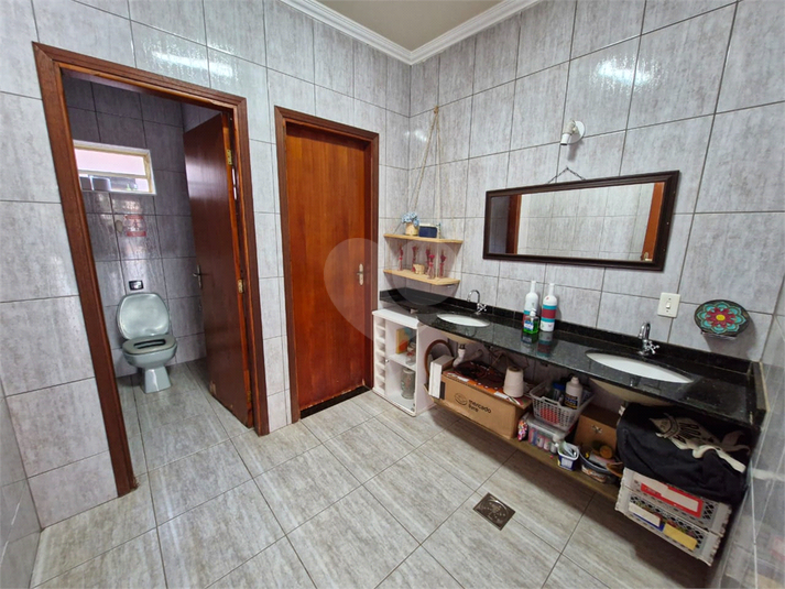 Foto REO982137
