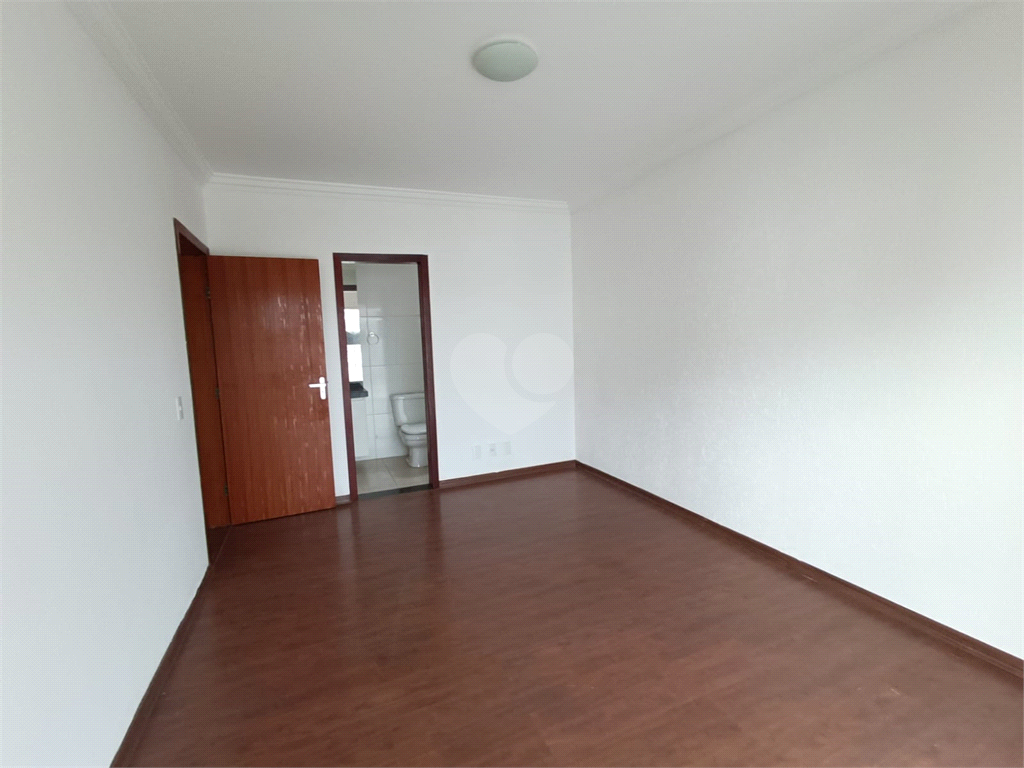 Venda Apartamento Barbacena Centro REO989010 40