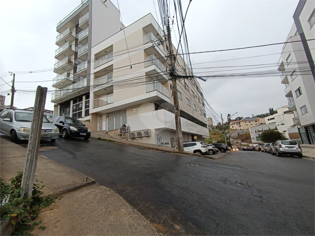 Venda Apartamento Barbacena Centro REO989010 4